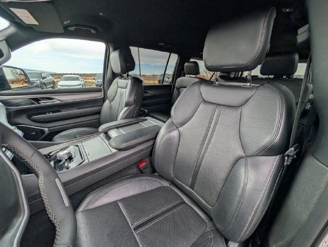 2025 Jeep Wagoneer L Series II