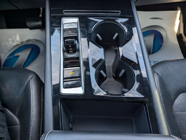 2025 Volkswagen Atlas Cross Sport 2.0T SEL