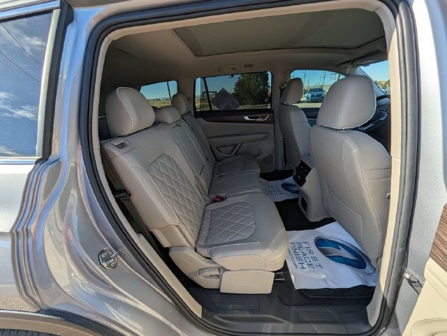 2024 Volkswagen Atlas 2.0T SEL Premium R-Line