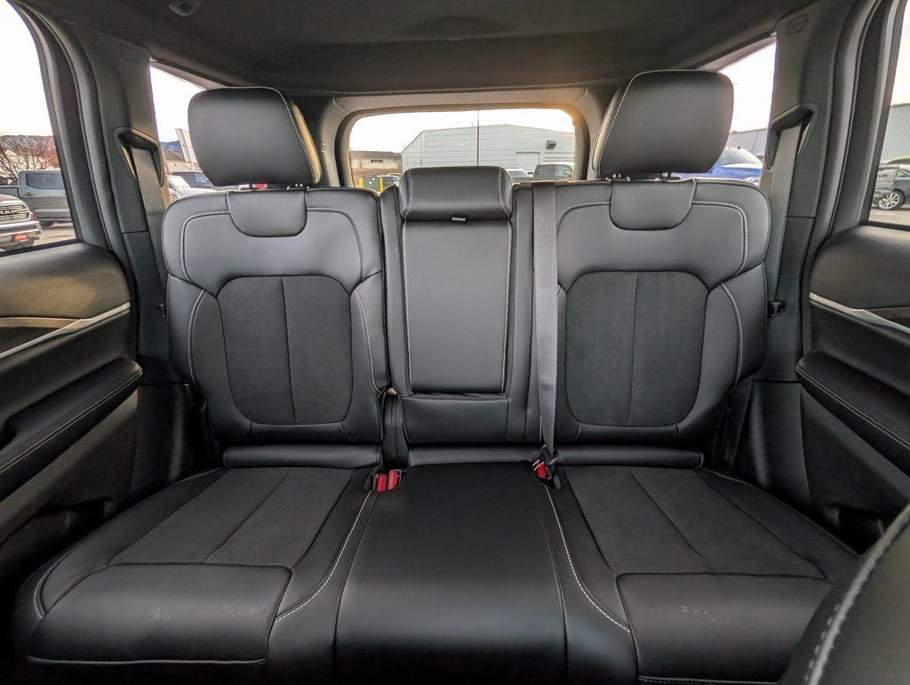 2026 Jeep Grand Cherokee Altitude Altitude