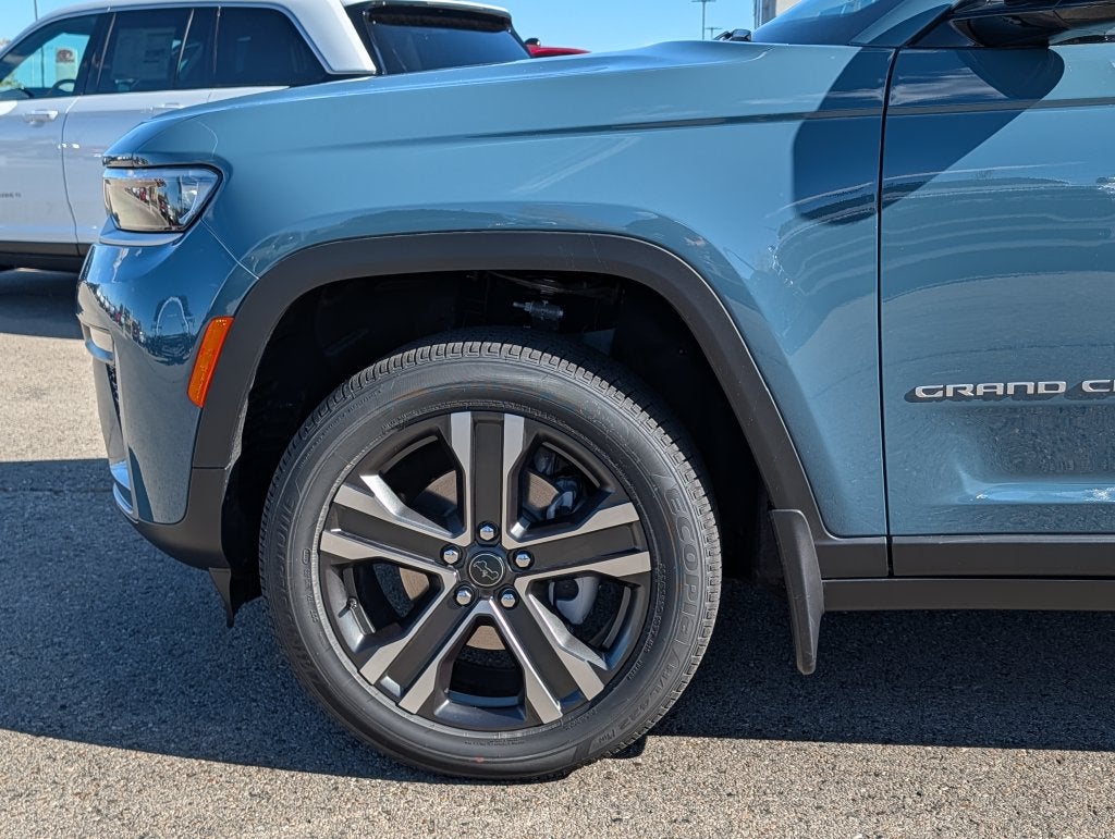 2027 Jeep Grand Cherokee LIMITED 4X4