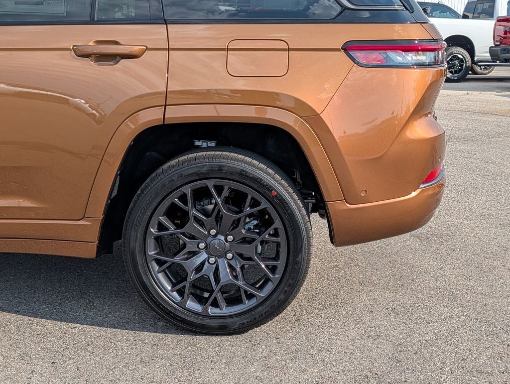 2026 Jeep Grand Cherokee Summit