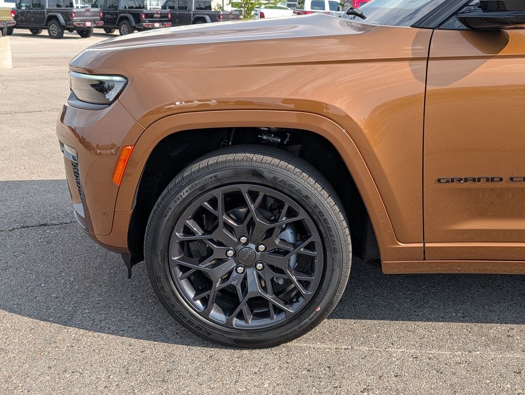 2026 Jeep Grand Cherokee Summit