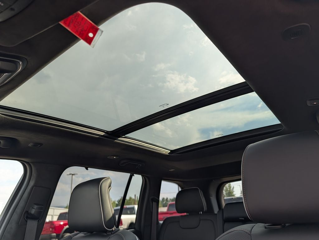 2026 Jeep Grand Cherokee Summit