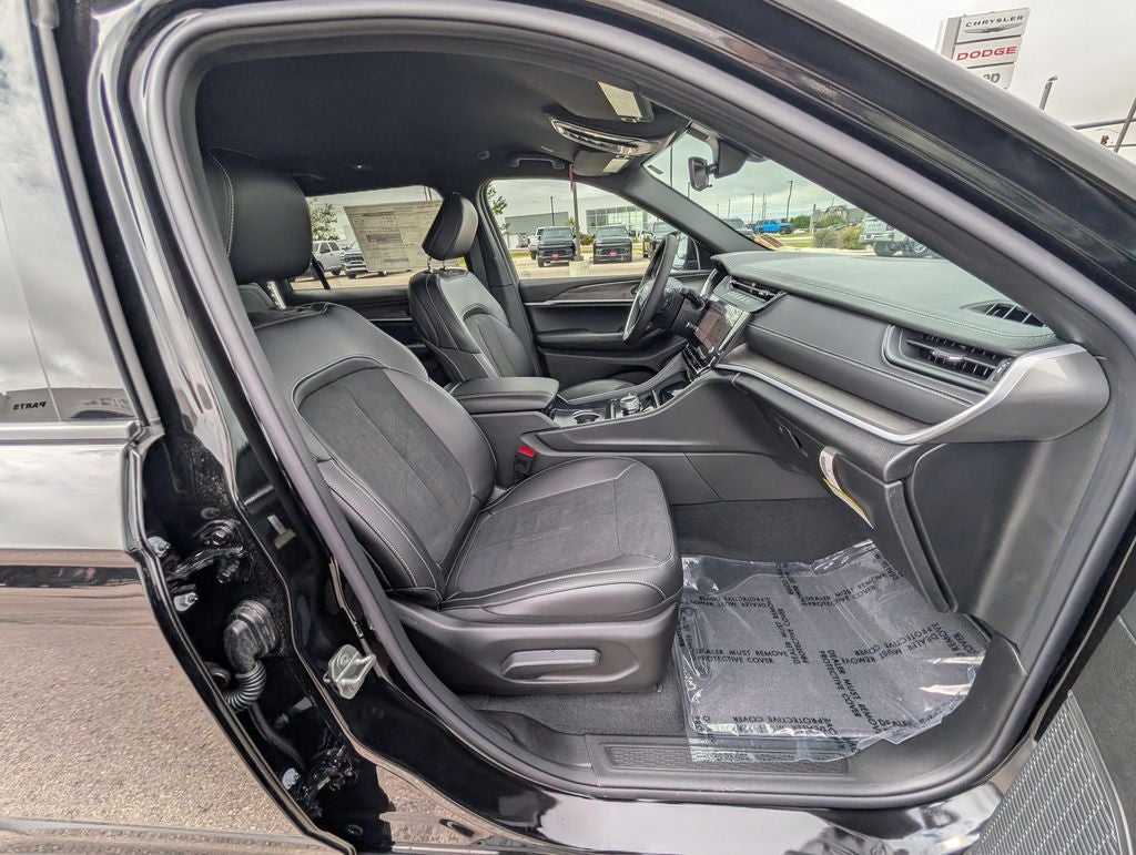 2026 Jeep Grand Cherokee L Altitude