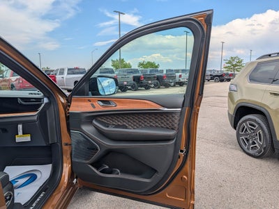 2026 Jeep Grand Cherokee L Summit