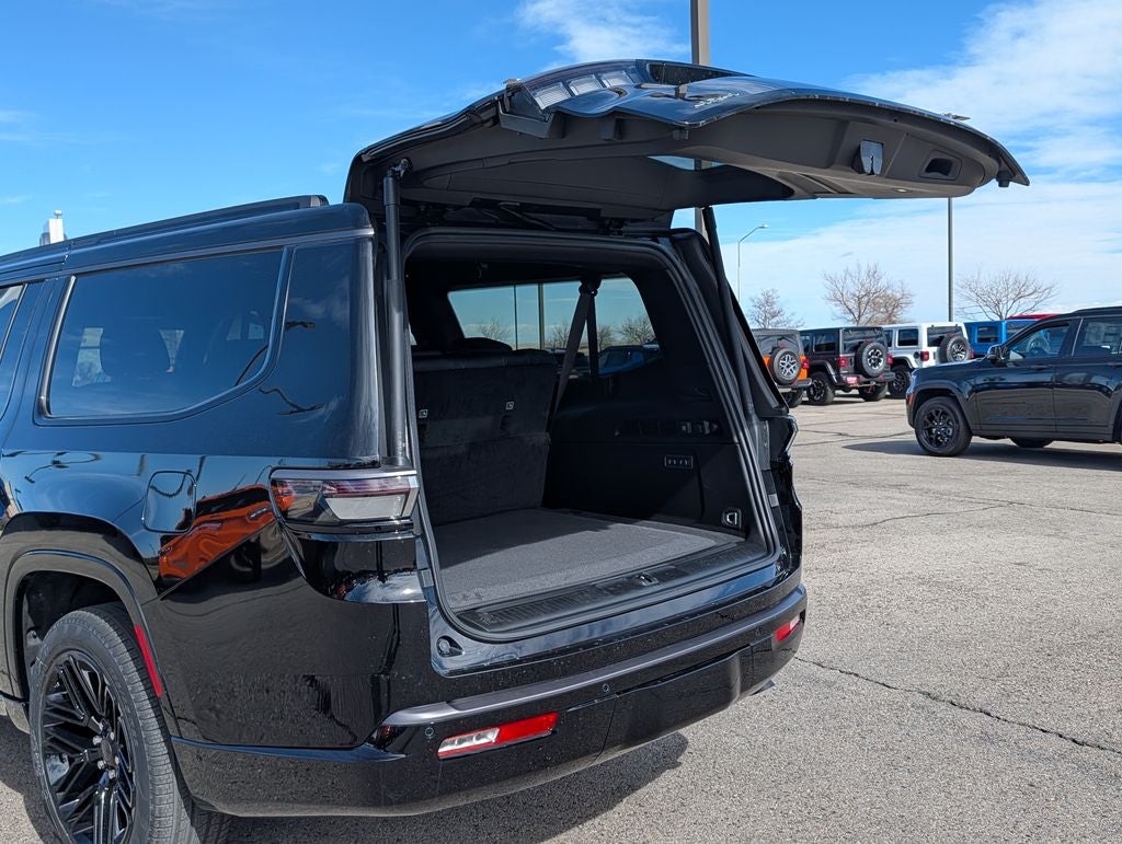 2026 Jeep Grand Wagoneer Limited Reserve