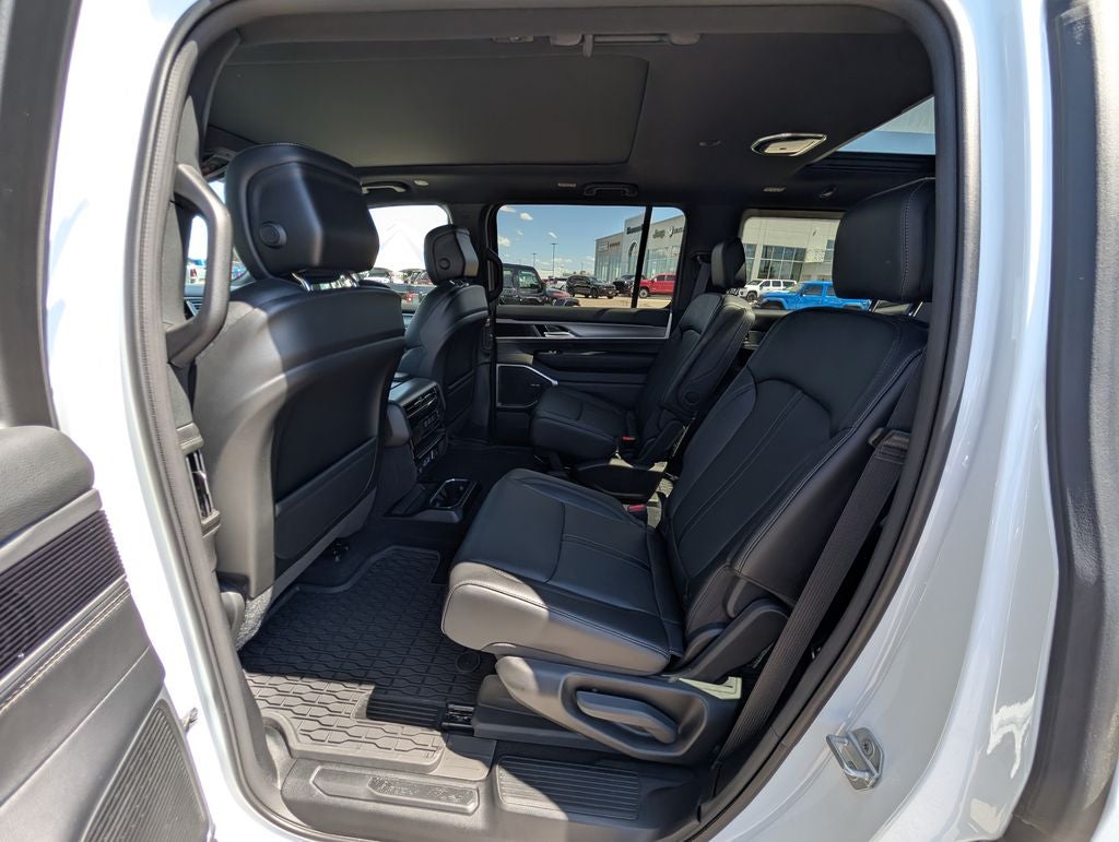 2026 Jeep Grand Wagoneer Upland