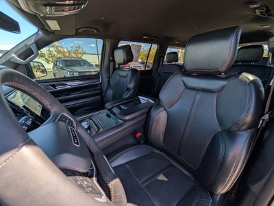 2024 Jeep Wagoneer Base
