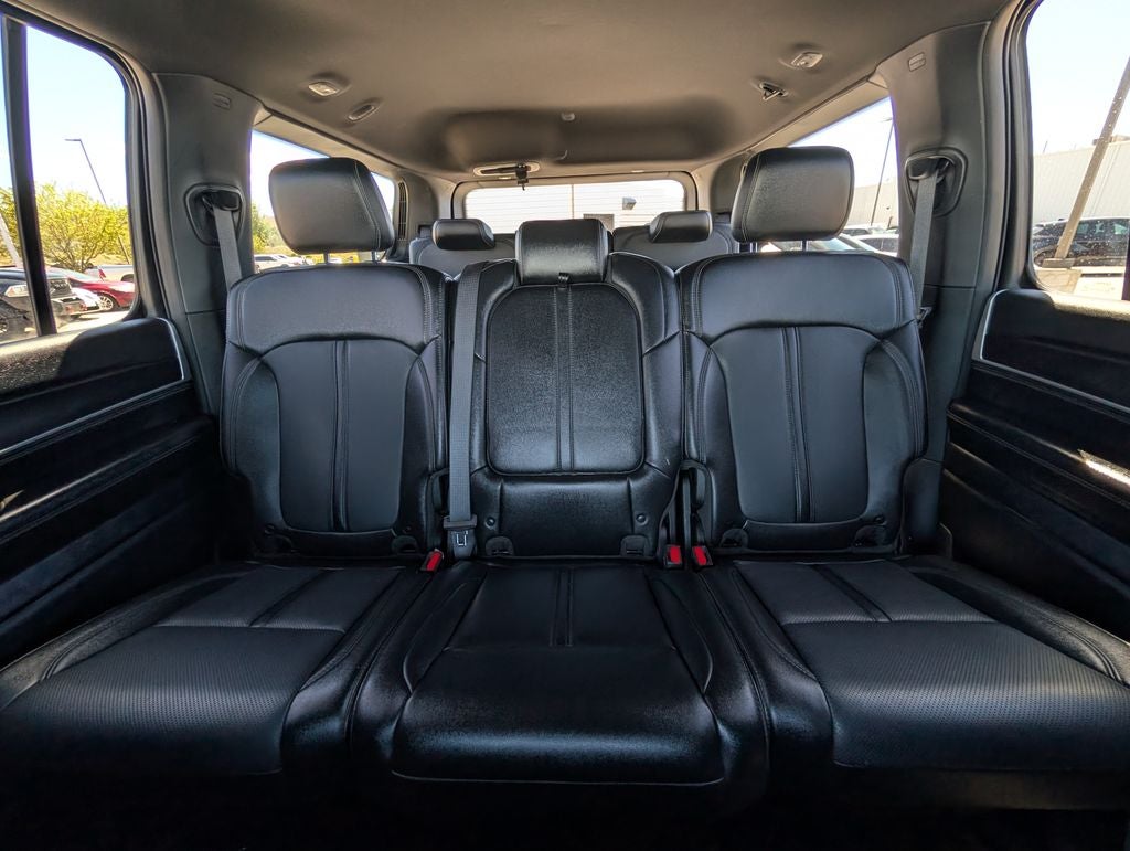 2024 Jeep Wagoneer Base