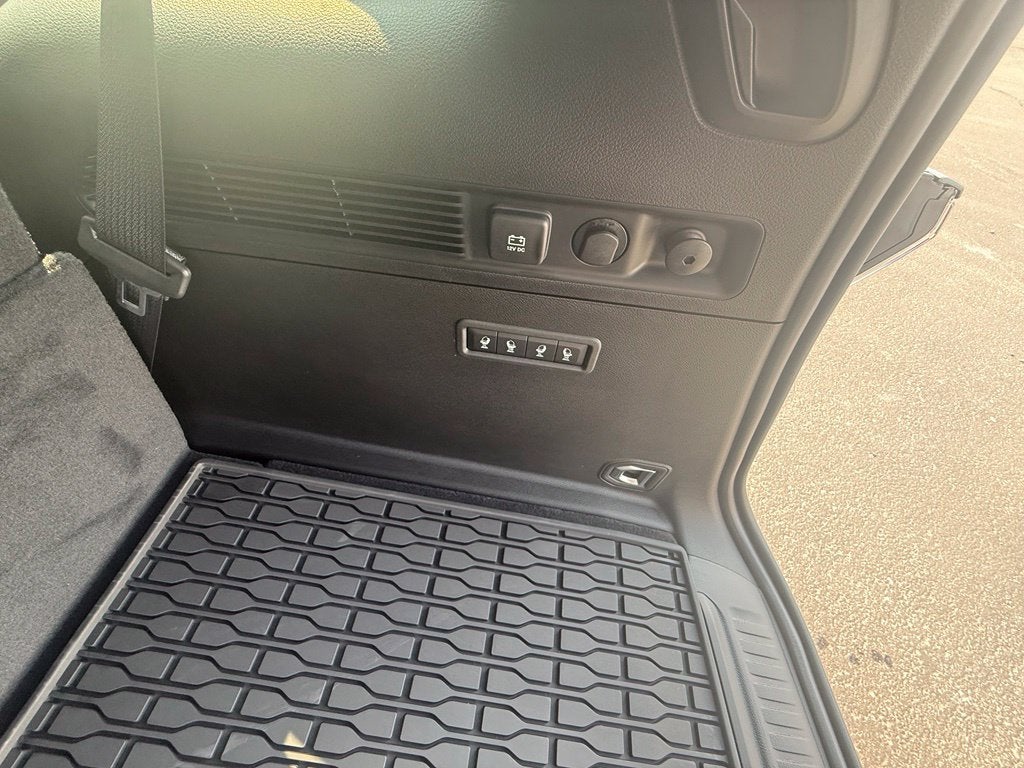 2026 Jeep Grand Wagoneer GRAND WAGONEER UPLAND 4X4