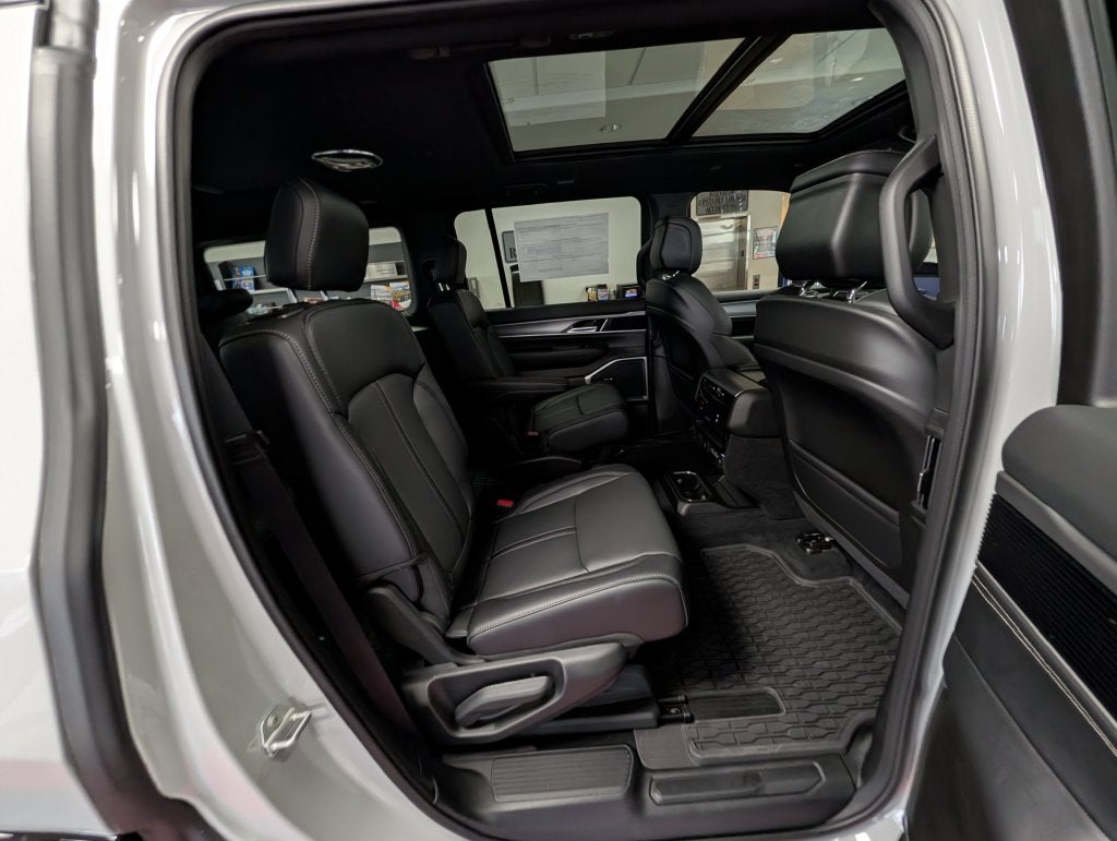 2026 Jeep Grand Wagoneer Upland