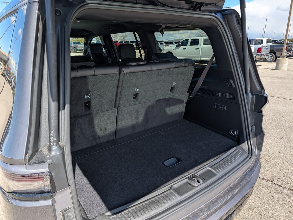 2026 Jeep Grand Wagoneer Limited Altitude