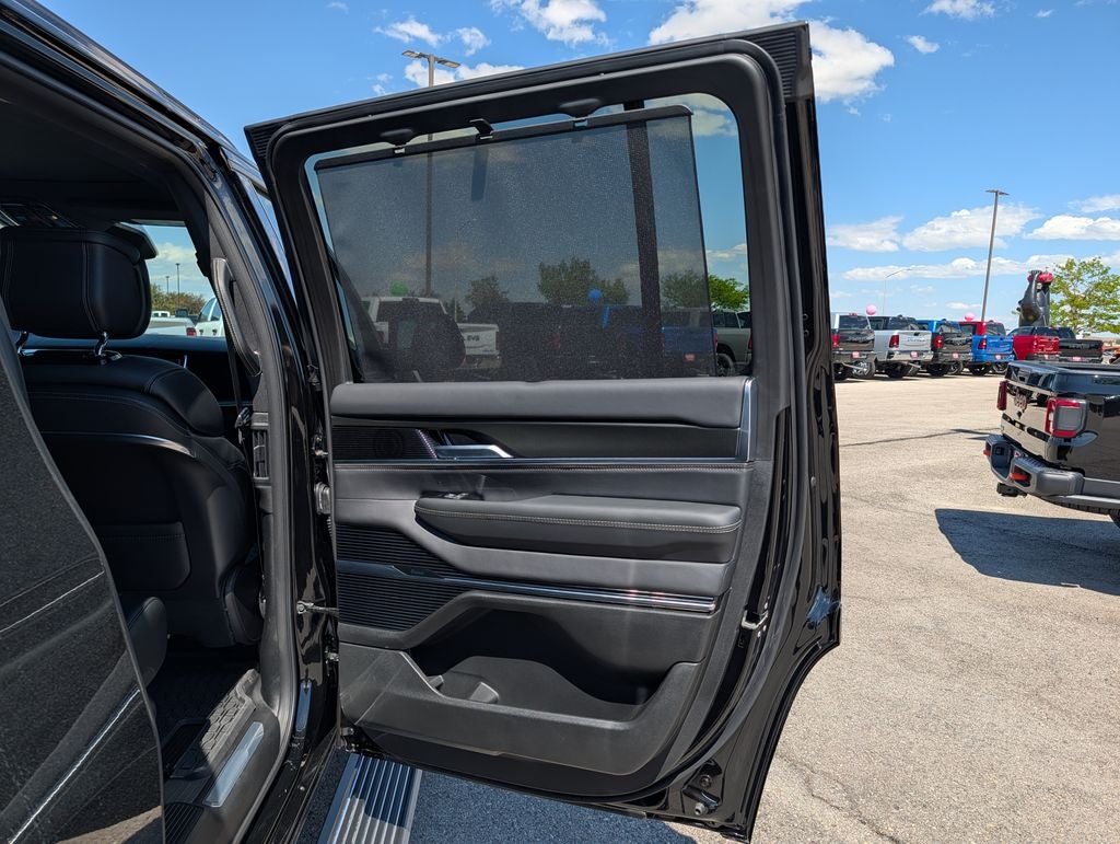 2026 Jeep Grand Wagoneer Summit Obsidian