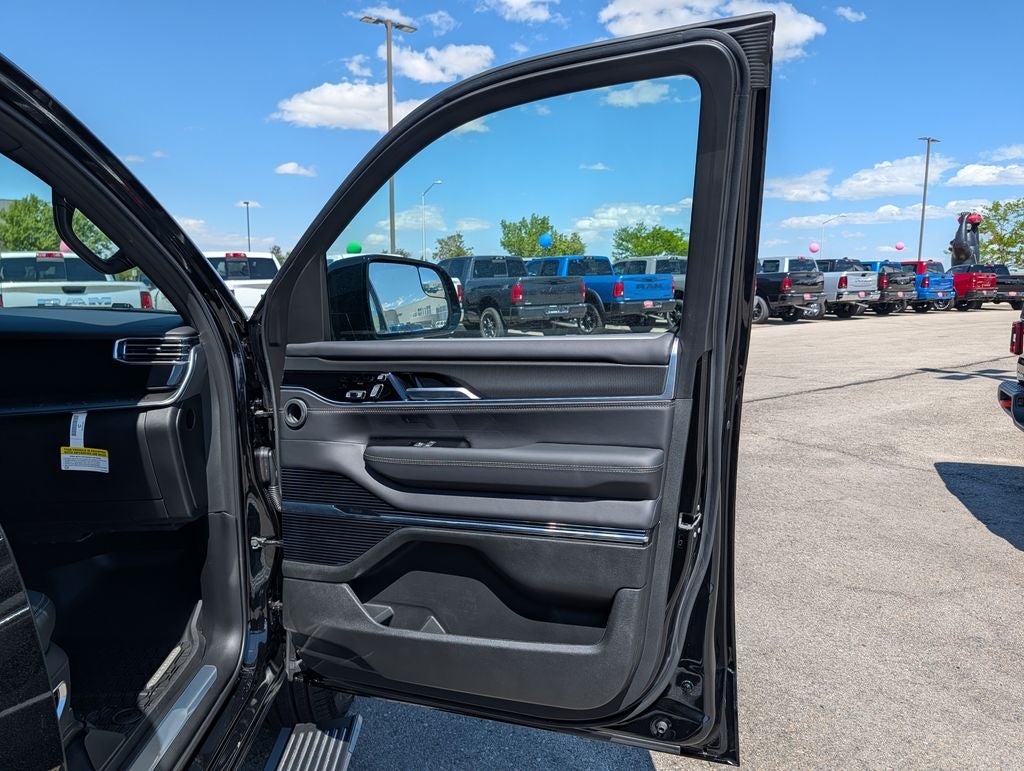 2026 Jeep Grand Wagoneer Summit Obsidian