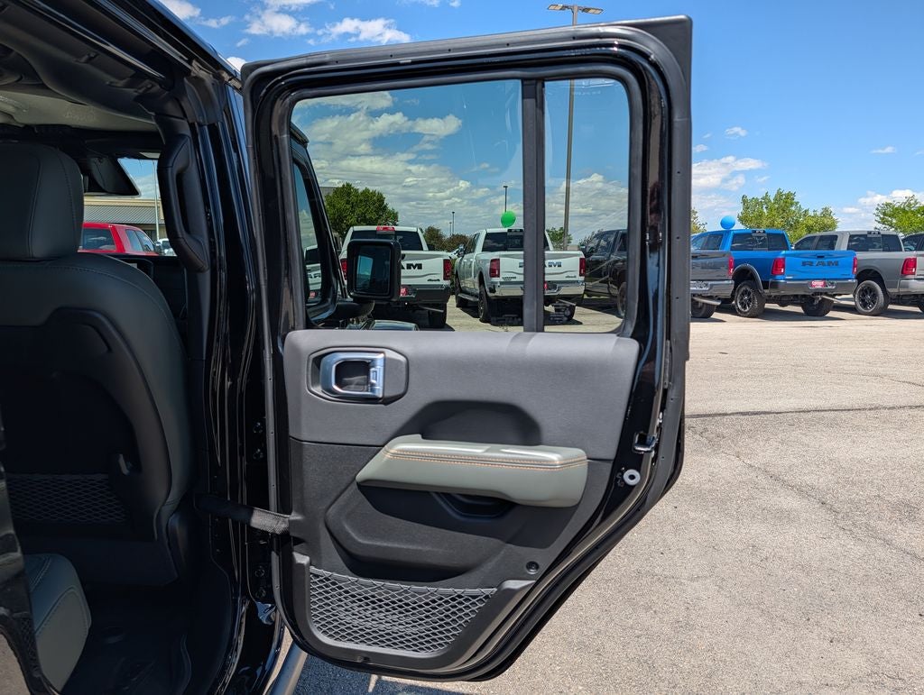 2026 Jeep Gladiator Mojave X