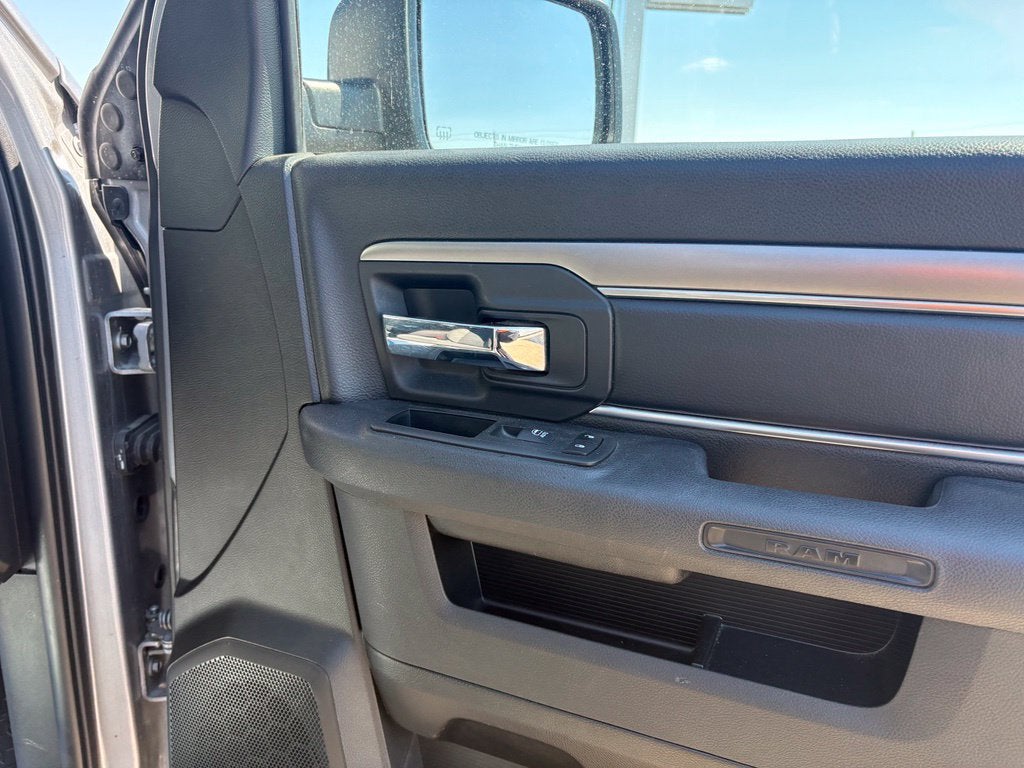 2024 RAM 1500 Warlock 4x4