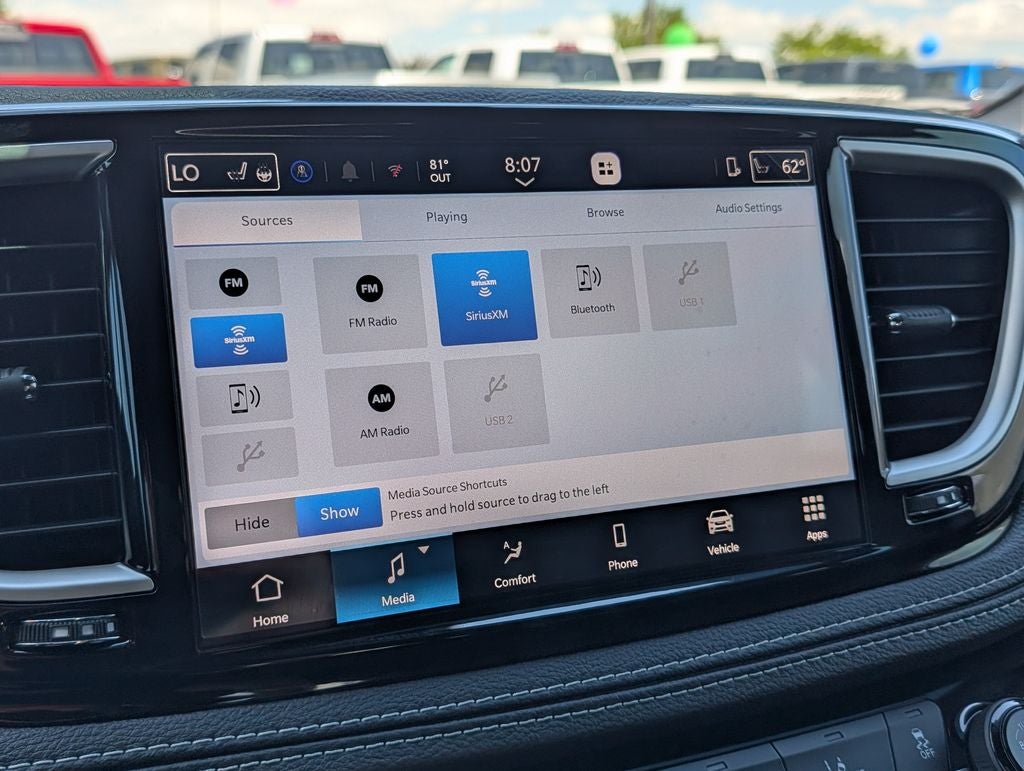 2027 Chrysler Pacifica Select
