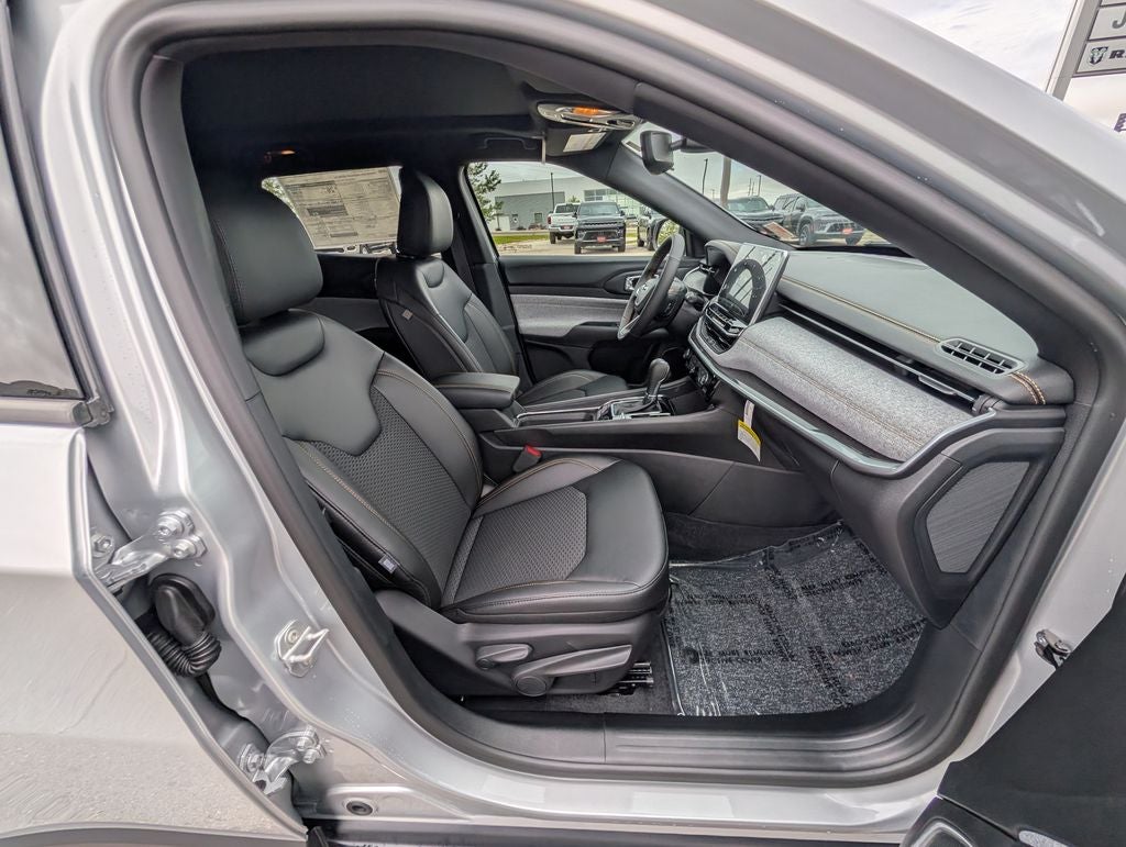 2026 Jeep Compass Latitude 85th Anniversary Edition