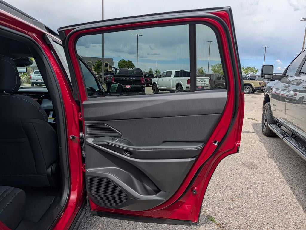 2026 Jeep Cherokee Laredo