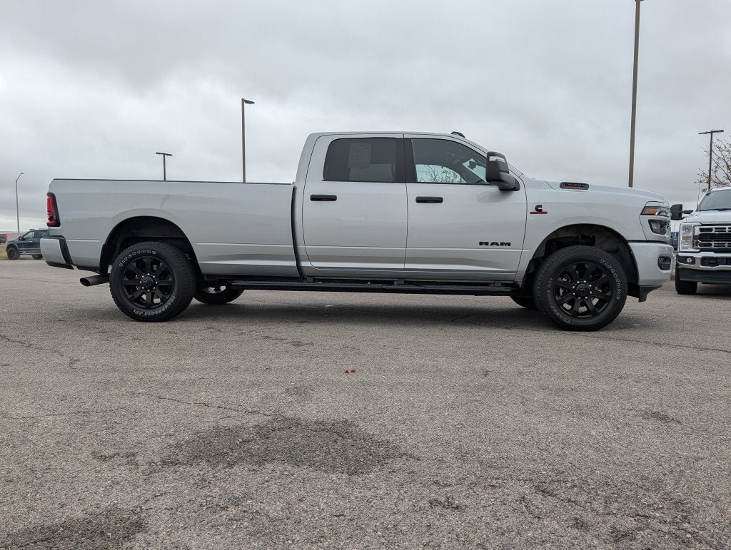 2026 RAM 3500 Big Horn Crew Cab 4x4 8' Box
