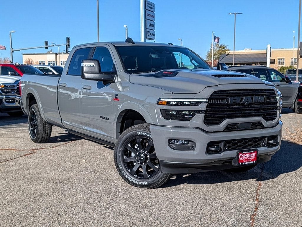 2027 RAM 3500 RAM 3500 LARAMIE CREW CAB 4X4 8' BOX