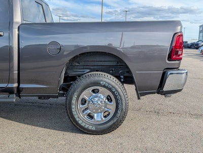 2027 RAM 2500 RAM 2500 TRADESMAN CREW CAB 4X4 6'4' BOX