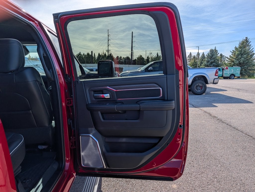 2027 RAM 2500 RAM 2500 LARAMIE CREW CAB 4X4 6'4' BOX
