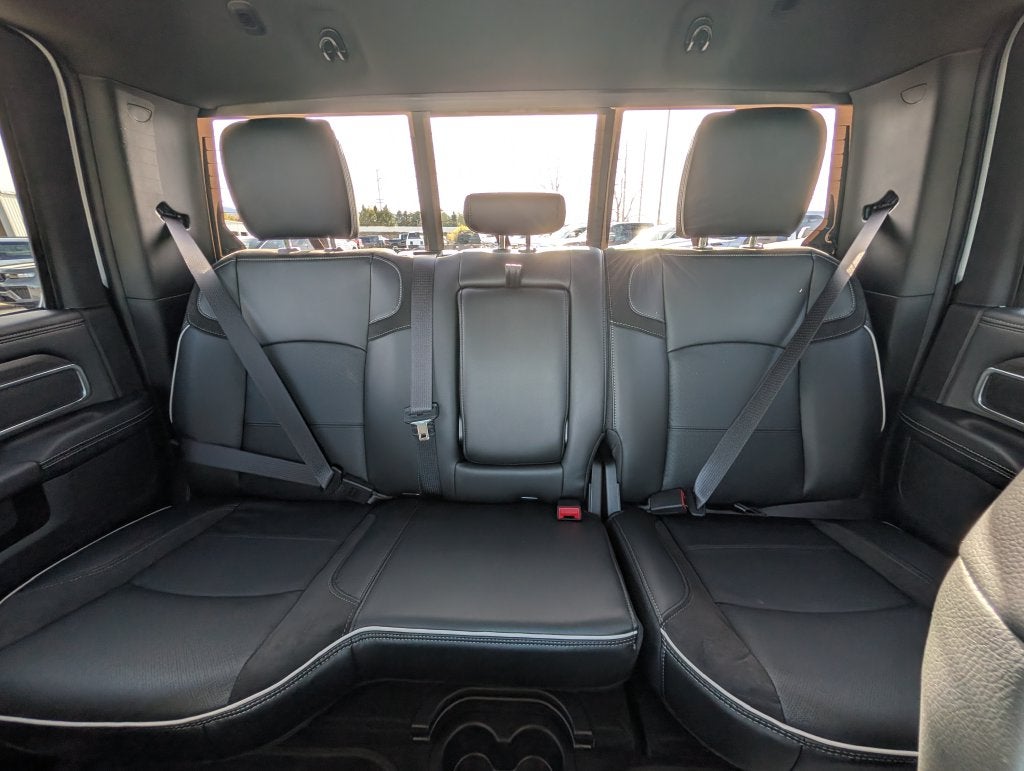 2027 RAM 2500 RAM 2500 LARAMIE CREW CAB 4X4 6'4' BOX