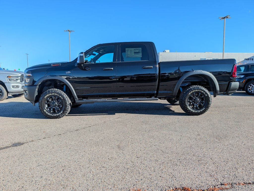 2027 RAM 2500 RAM 2500 TRADESMAN CREW CAB 4X4 6'4' BOX