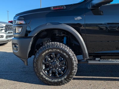 2027 RAM 2500 RAM 2500 TRADESMAN CREW CAB 4X4 6'4' BOX