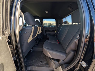 2027 RAM 2500 RAM 2500 TRADESMAN CREW CAB 4X4 6'4' BOX