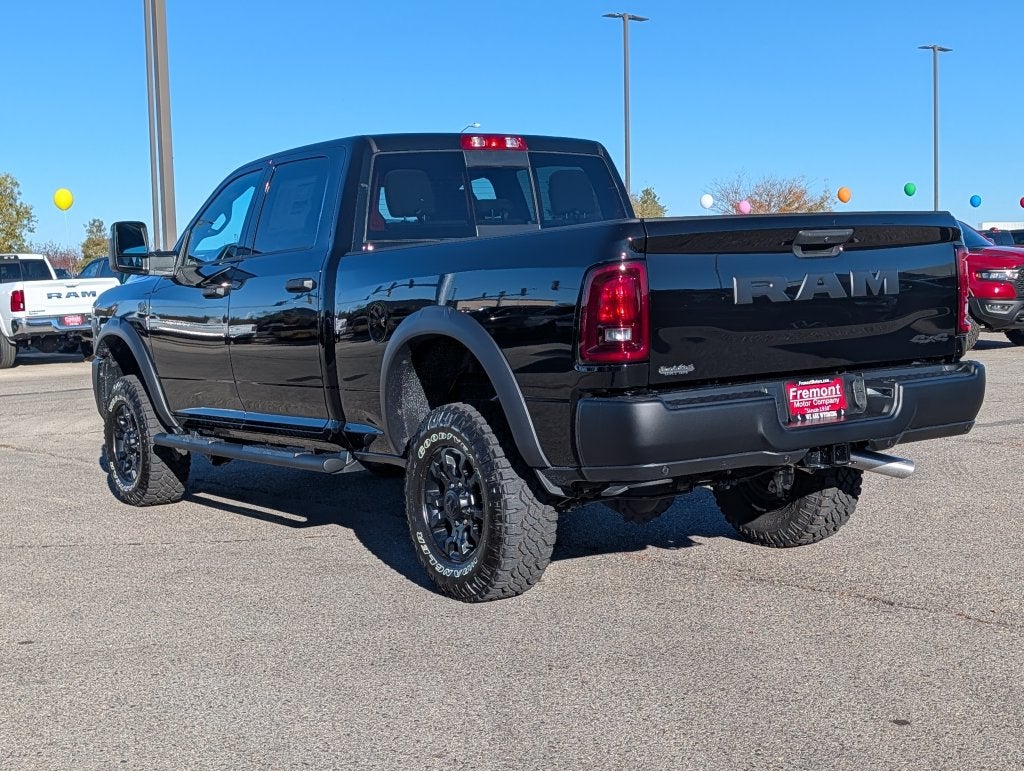 2027 RAM 2500 RAM 2500 TRADESMAN CREW CAB 4X4 6'4' BOX