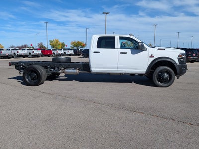 2027 RAM 5500 5500 TRADESMAN CHASSIS CREW CAB 4X4 84' CA