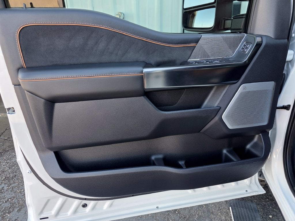 2024 Ford F-350SD Platinum