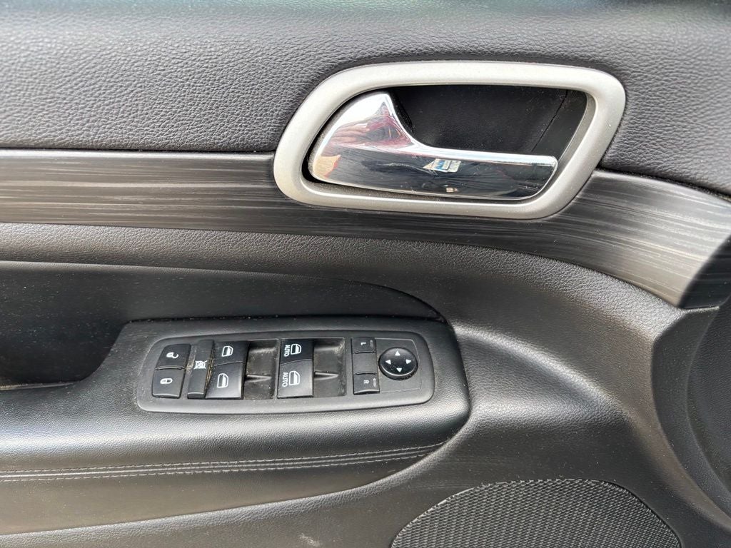 2019 Jeep Grand Cherokee Laredo E