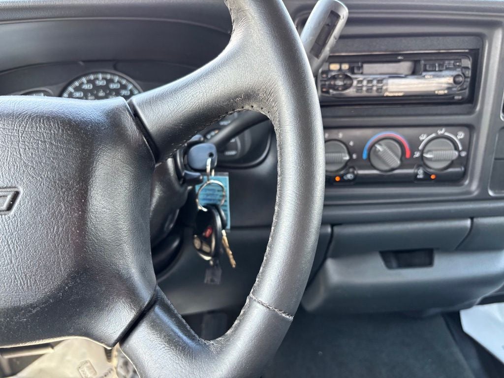 2000 Chevrolet Silverado 1500 LS