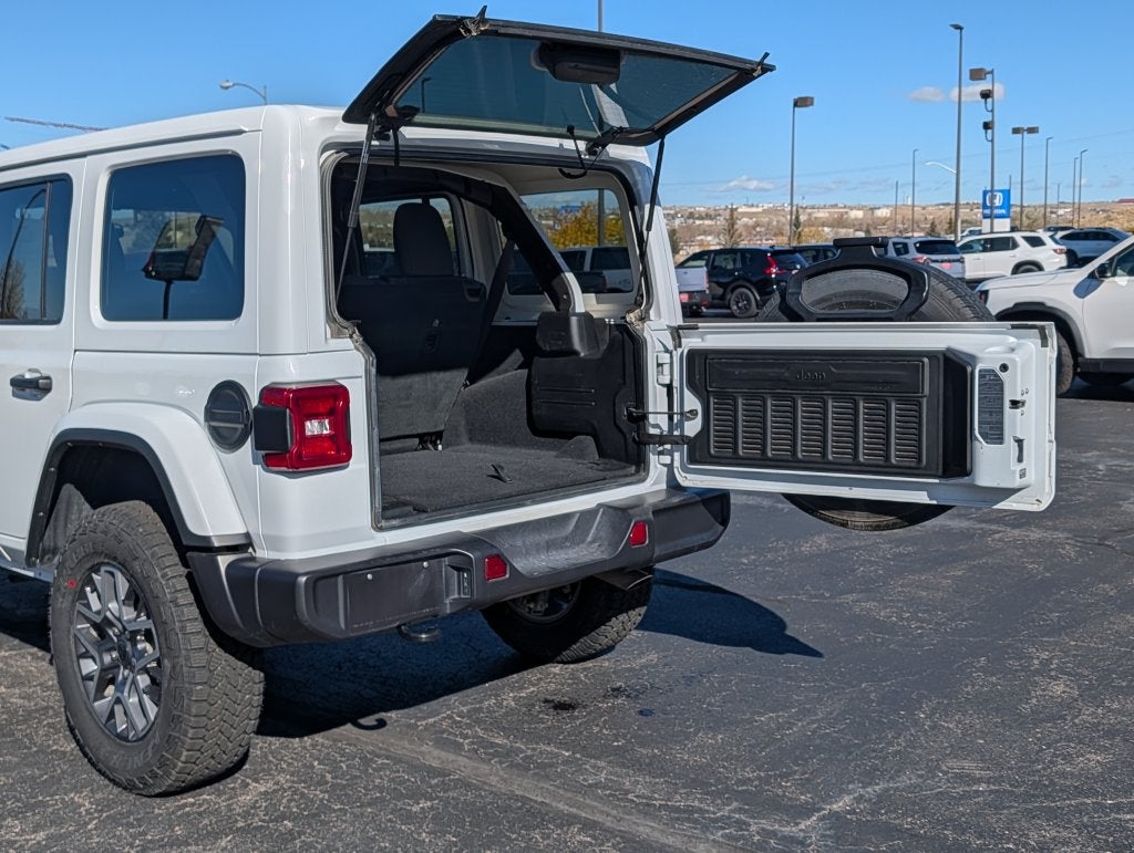 2025 Jeep Wrangler Sahara