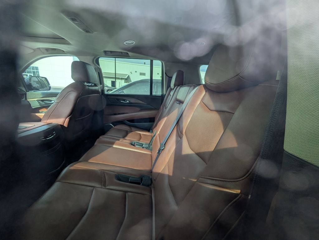 2016 Cadillac Escalade ESV Luxury