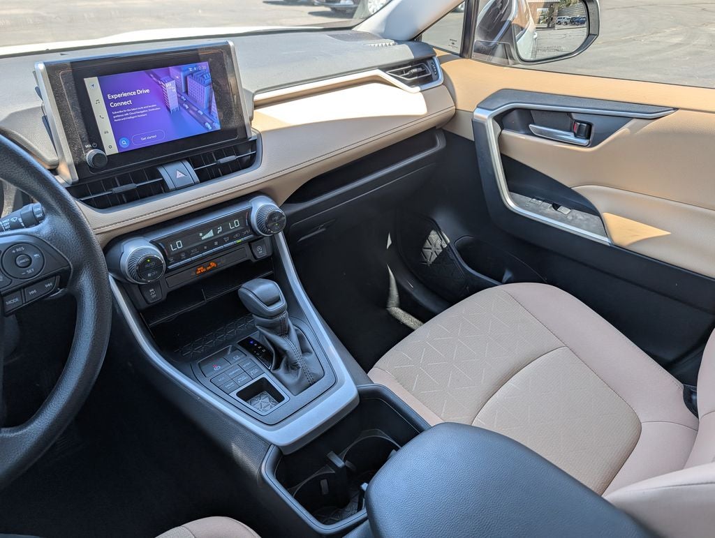 2025 Toyota RAV4 XLE AWD