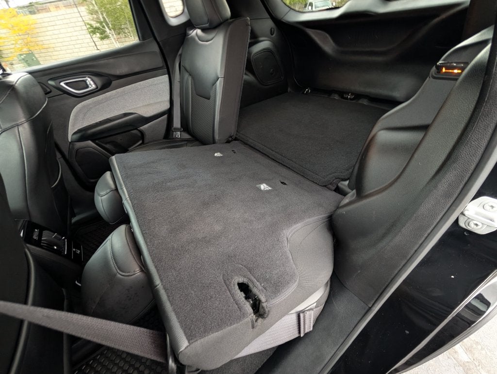 2025 Jeep Compass Latitude W/Sunroof