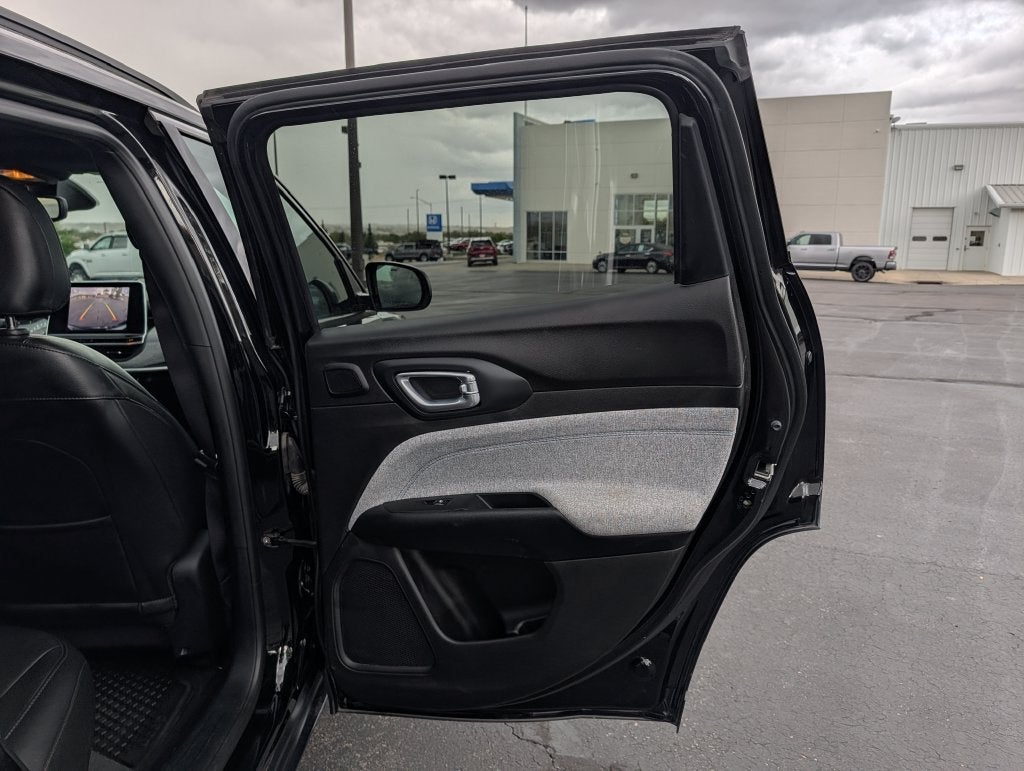 2025 Jeep Compass Latitude W/Sunroof