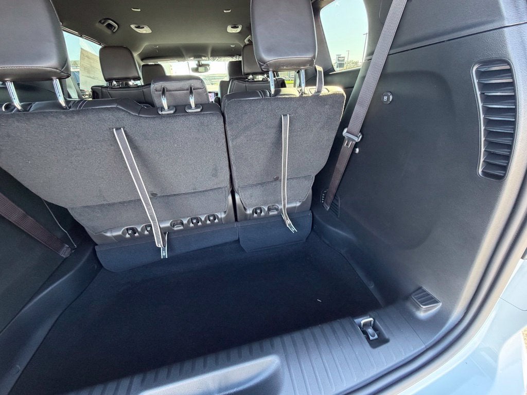2027 Chrysler Pacifica PACIFICA SELECT AWD