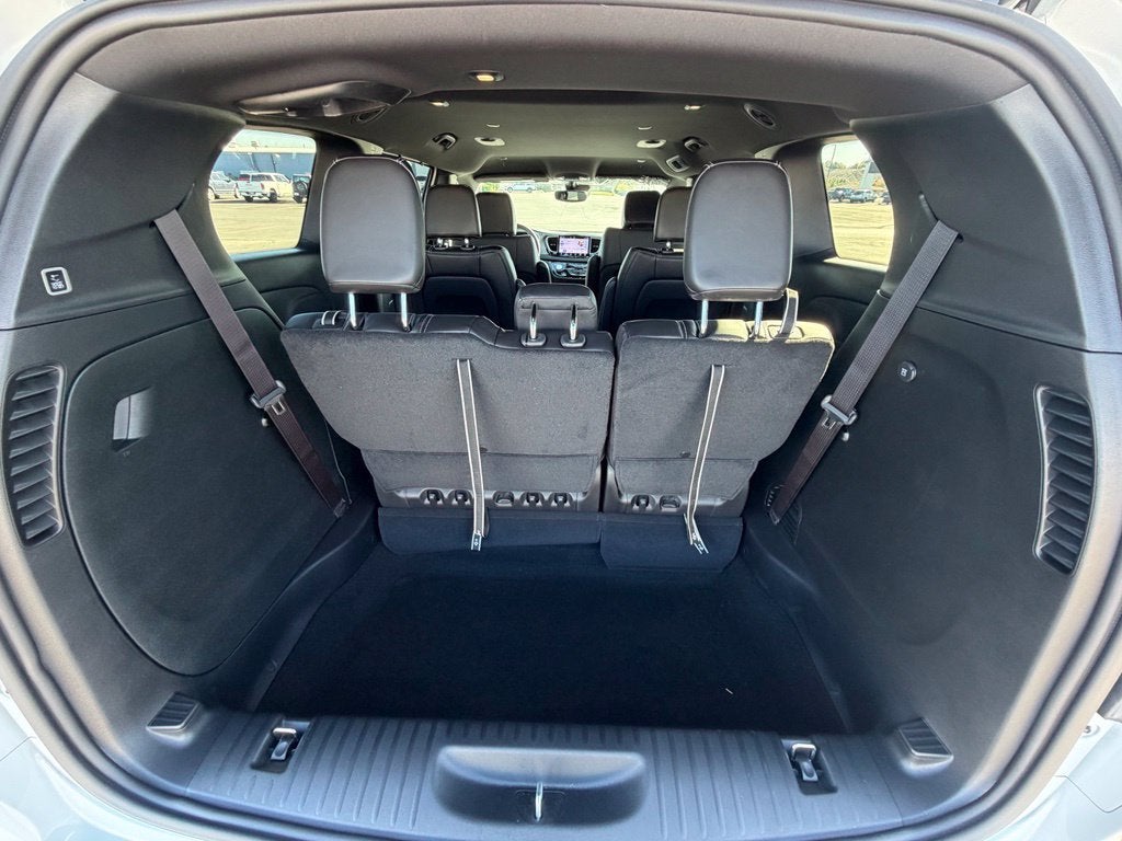 2027 Chrysler Pacifica PACIFICA SELECT AWD