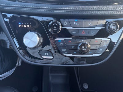 2027 Chrysler Pacifica PACIFICA SELECT AWD