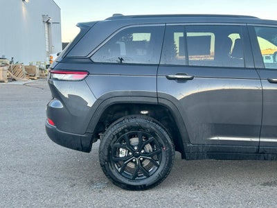 2026 Jeep Grand Cherokee Altitude