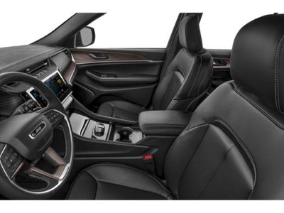 2027 Jeep Grand Cherokee Altitude