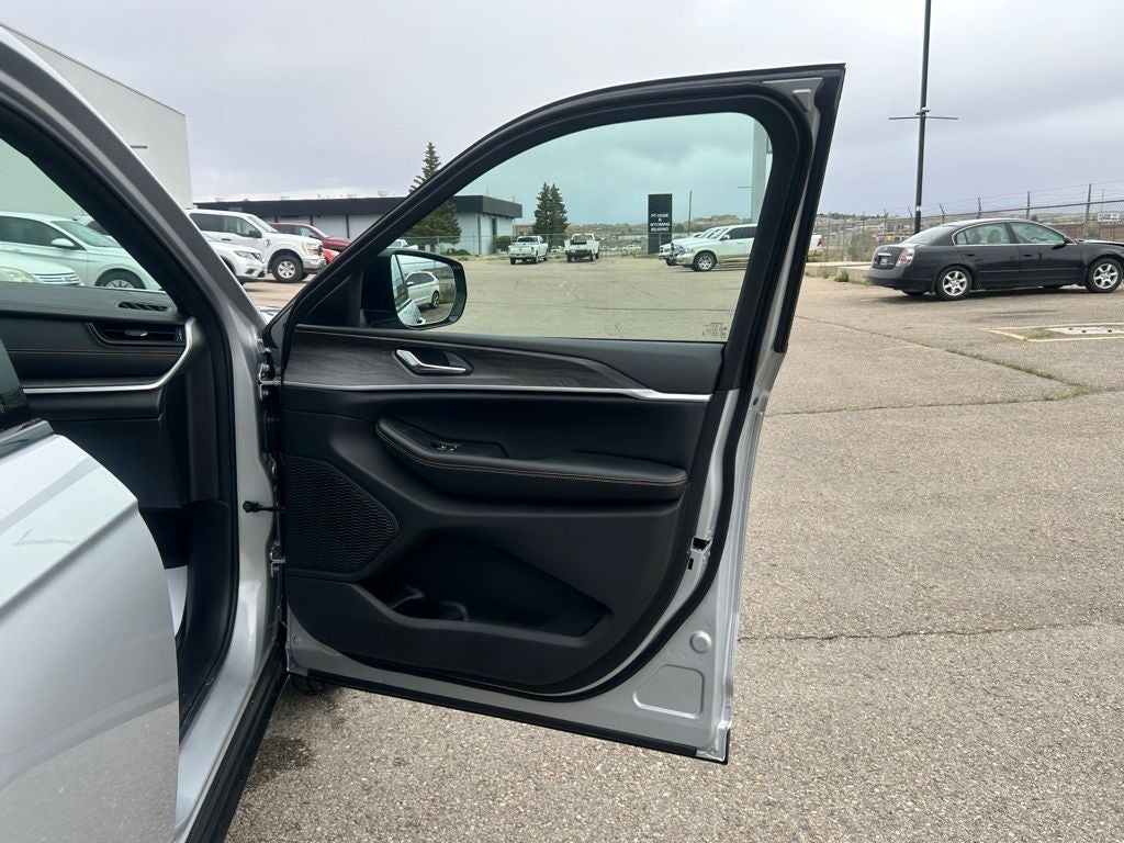 2026 Jeep Grand Cherokee Limited Reserve