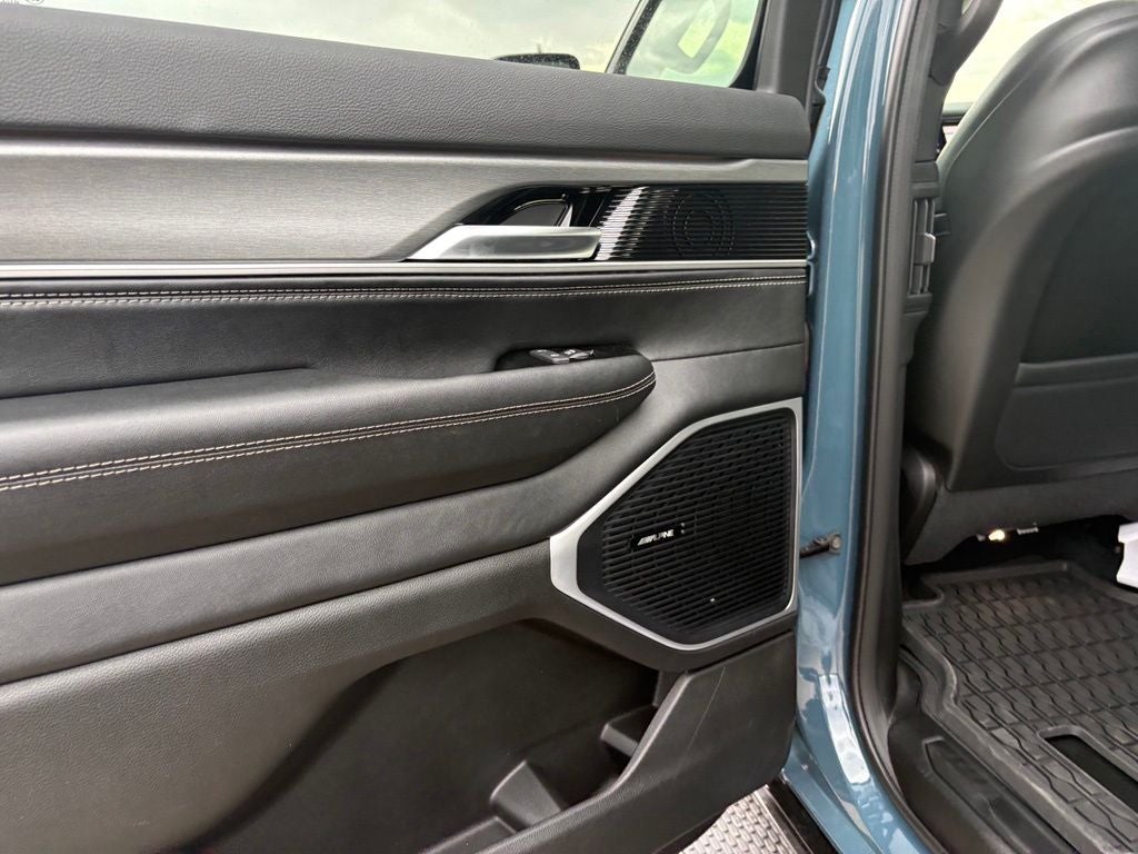2026 Jeep Grand Wagoneer Upland