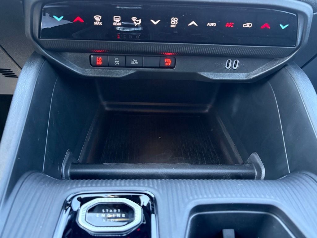 2026 Jeep Cherokee Laredo Hybrid